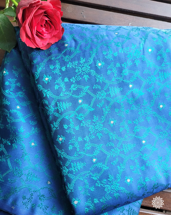 Banarasi Katan Silk fabric in Tanchoi