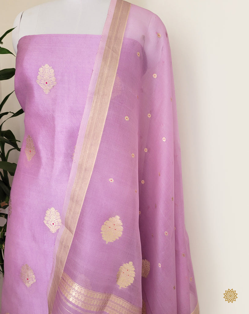 BANARASI HANDWOVEN MEENEDAAR CHINIA SILK KURTA WITH KORA SILK DUPATTA