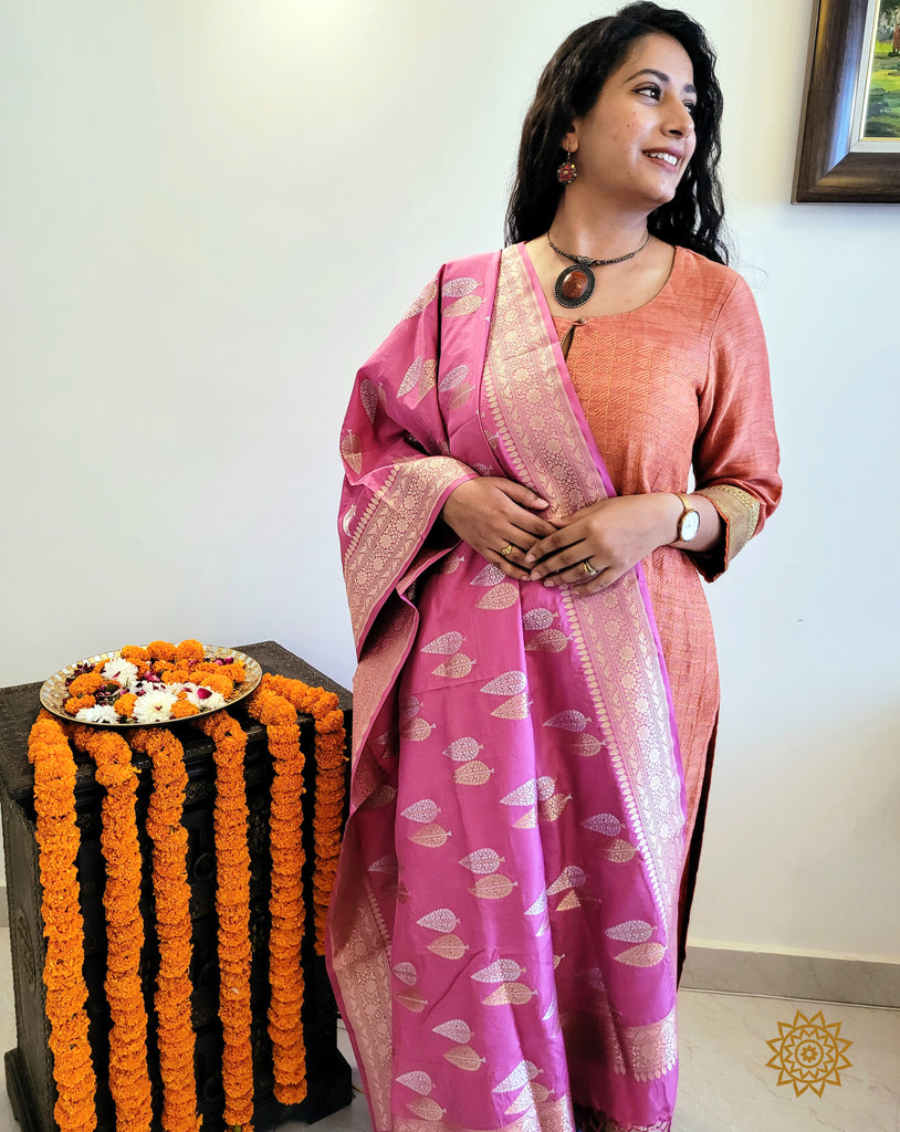 Banarasi Handwoven Katan Silk Dupatta In Onion Pink