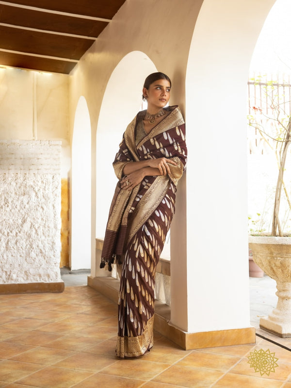 Handcrafted Meenedar Kadhwa Boota Saree In Rich Brown Colour