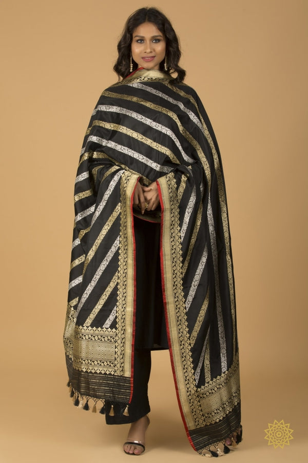 Katan Silk Lehriya Kadhwa Dupatta In Gold And Silver