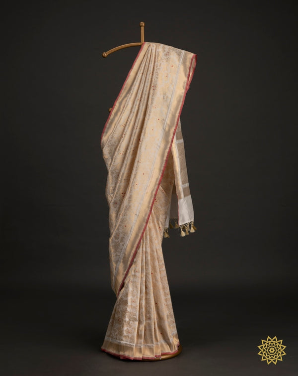 Katan Silk Meenedar Shikarga Banaras Handloom Saree In Ivory And Gold
