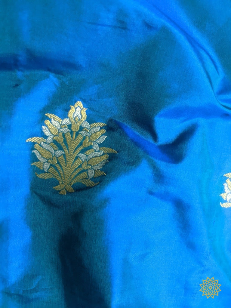Pure Handloom Katan Silk In Dual Shade Of Blue And Sapphire Green Yardages